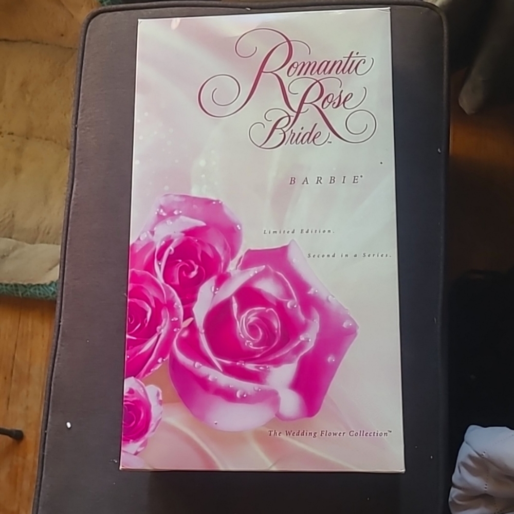 1996 Romantic Rose Bride Barbie